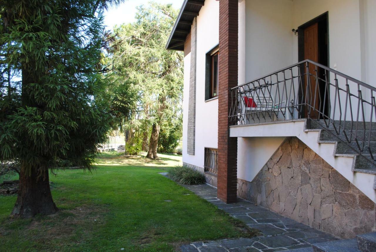 Bnbook Garden View Villa Sesto Calende Exterior foto