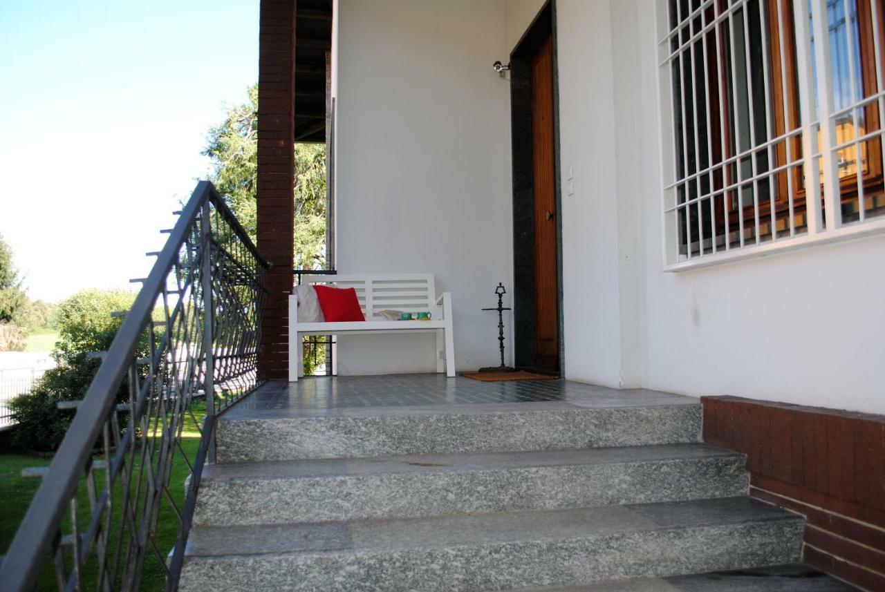 Bnbook Garden View Villa Sesto Calende Exterior foto